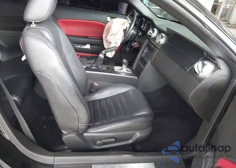 2008 Ford Mustang V6 Deluxe/V6 Premium из США, поврежденный, VIN 1ZVHT80NX85131436